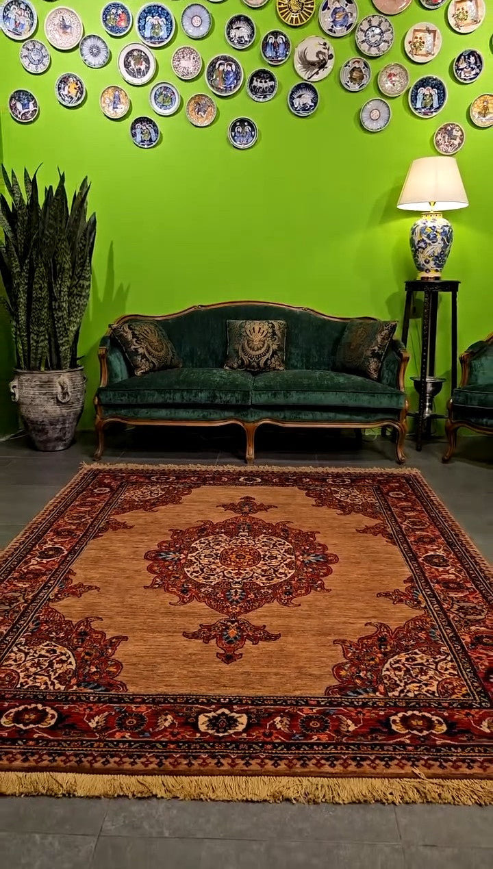 Royal Persian Medallion Carpet – Handcrafted Classic Design